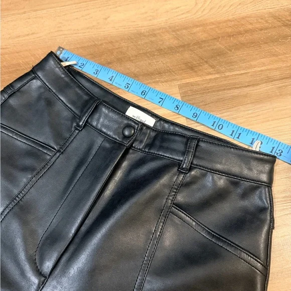 ARITZIA Wilfred Rebel Vegan Leather High Rise Straight Leg Pants Black Size 4 - Picture 10 of 12